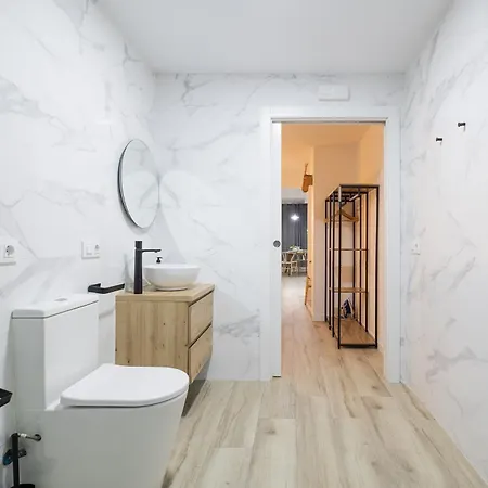 Apartment Ln4 - Loft Espacioso Y Acogedor Estudio Cerca Del Metro Zona Ayora Valencia