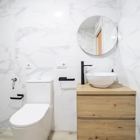 Ln4 - Loft Espacioso Y Acogedor Estudio Cerca Del Metro Zona Ayora Apartment