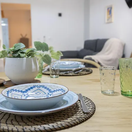 Apartment Ln4 - Loft Espacioso Y Acogedor Estudio Cerca Del Metro Zona Ayora *