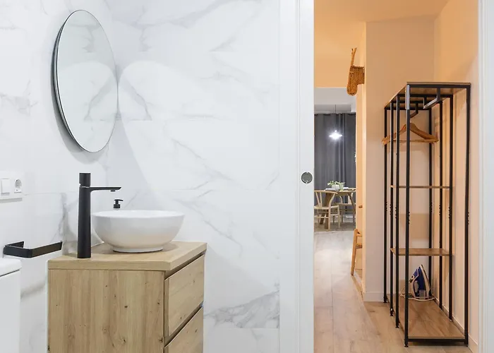 Ln4 - Loft Espacioso Y Acogedor Estudio Cerca Del Metro Zona Ayora * 瓦伦西亚