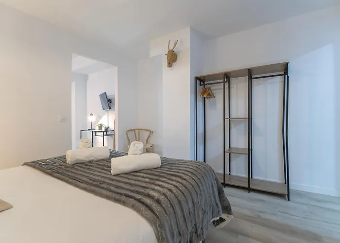 公寓 Ln4 - Loft Espacioso Y Acogedor Estudio Cerca Del Metro Zona Ayora