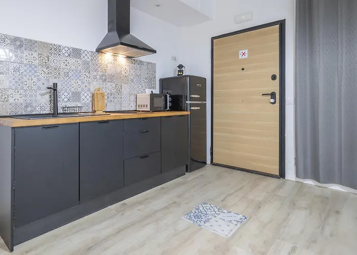 Ln4 - Loft Espacioso Y Acogedor Estudio Cerca Del Metro Zona Ayora 瓦伦西亚